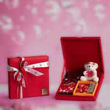 TADDY CHOCOLATE  BOX 240GMS